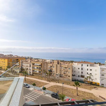 Marinsa Beach,3 Bed Penthouse Apartment *