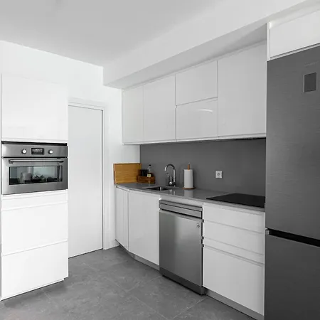 Marinsa Beach,3 Bed Penthouse *