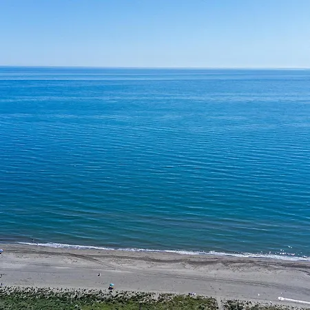 Marinsa Beach,3 Bed Penthouse Apartment *