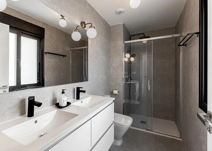 Lägenhet Marinsa Beach,3 Bed Penthouse *