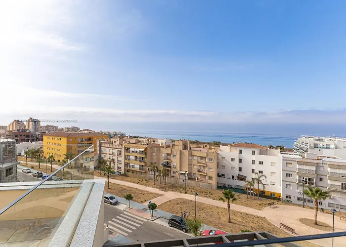 Marinsa Beach,3 Bed Penthouse Lägenhet *