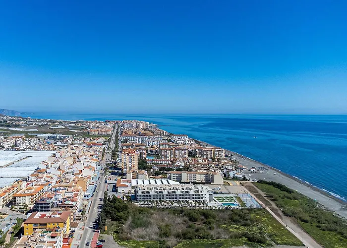 Lägenhet Marinsa Beach,3 Bed Penthouse *